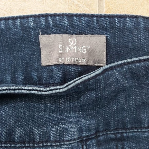 So Slimming Jeans by Chicos Blue Regular Size 0.5 (6) Women Stretch Pull on Long - Picture 12 of 13